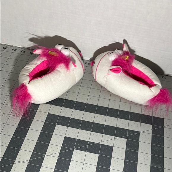 Universal Pink and White Unicorn Kids Slippers - Picture 4 of 4